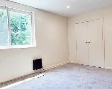 2901 Gainesville Street Se - Photo Thumbnail 13