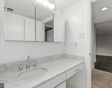 308 East Capitol Street Ne - Photo Thumbnail 27