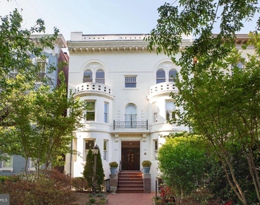 308 East Capitol Street Ne - Photo Thumbnail 1