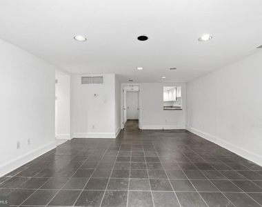 308 East Capitol Street Ne - Photo Thumbnail 14