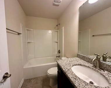 519 Brier Crossings Loop - Photo Thumbnail 15