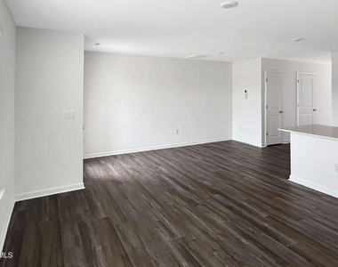 108 Clementine Street - Photo Thumbnail 9
