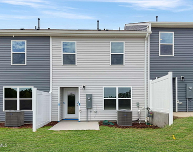 108 Clementine Street - Photo Thumbnail 24