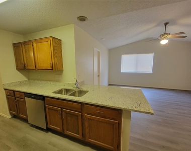 12303 Alderbrook Dr - Photo Thumbnail 2