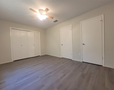 12303 Alderbrook Dr - Photo Thumbnail 13