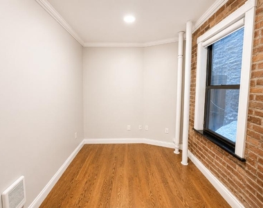 Copy of 115 Mulberry Street, Unit 2f - Photo Thumbnail 18