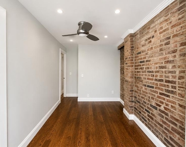 Copy of 115 Mulberry Street, Unit 2f - Photo Thumbnail 3