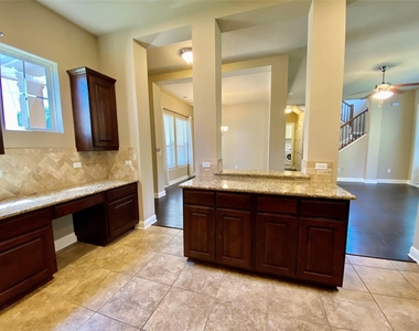12437 Gray Camlet Ln - Photo Thumbnail 11