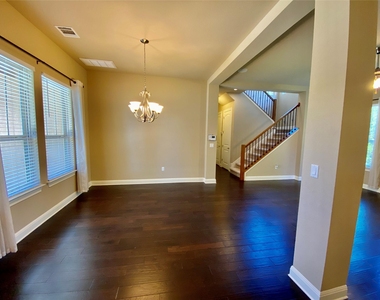 12437 Gray Camlet Ln - Photo Thumbnail 3