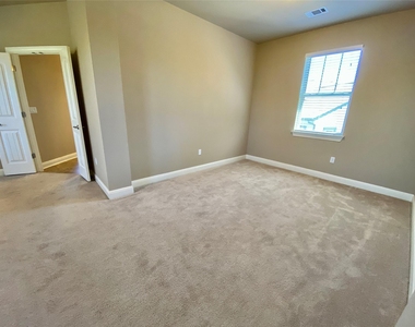 12437 Gray Camlet Ln - Photo Thumbnail 18