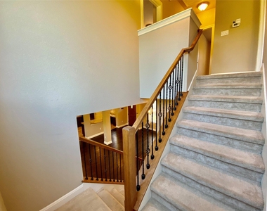 12437 Gray Camlet Ln - Photo Thumbnail 16
