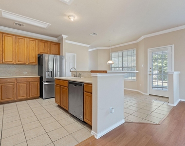 10808 Chippenhook Ct - Photo Thumbnail 4