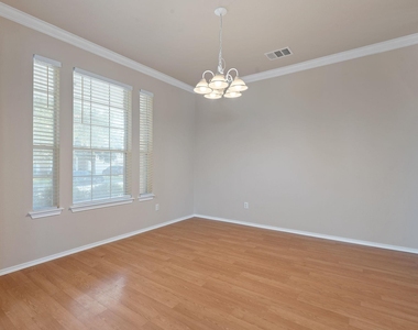 10808 Chippenhook Ct - Photo Thumbnail 33