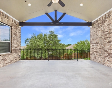 111 Tabago Ct - Photo Thumbnail 32
