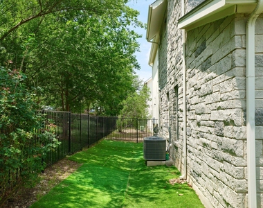 2624 Metcalfe Rd - Photo Thumbnail 22