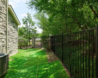 2624 Metcalfe Rd - Photo Thumbnail 23