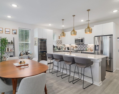 2624 Metcalfe Rd - Photo Thumbnail 7