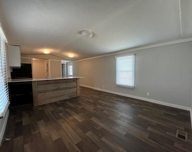 121 Sunflower Rd - Photo Thumbnail 1