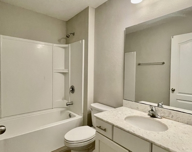38 Spey Bay Court - Photo Thumbnail 12