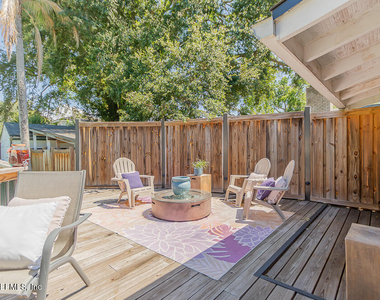 2751 Herschel Street - Photo Thumbnail 23