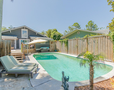 2751 Herschel Street - Photo Thumbnail 26