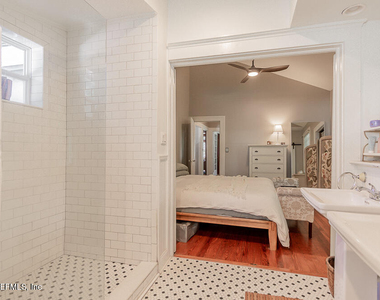 2751 Herschel Street - Photo Thumbnail 13