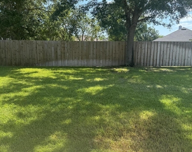 2016 Spring Meadows Court - Photo Thumbnail 15