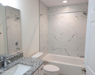 819 Ne 10th Street - Photo Thumbnail 12