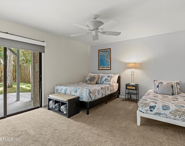 2219 Gorden Avenue - Photo Thumbnail 4