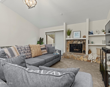 2219 Gorden Avenue - Photo Thumbnail 10