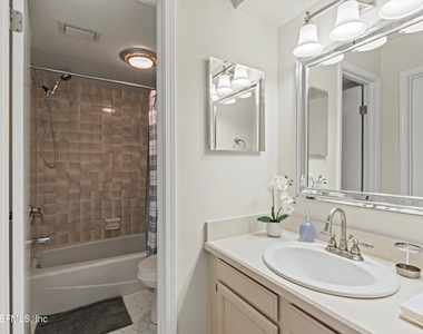 2219 Gorden Avenue - Photo Thumbnail 5