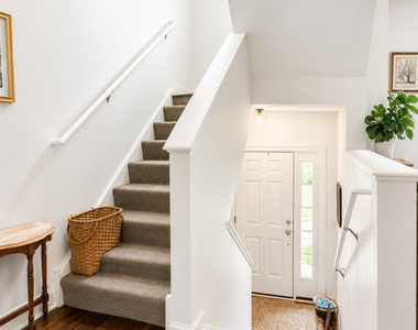 120 Lakeshore Drive - Photo Thumbnail 16