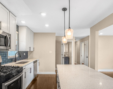 7241 Beloit Avenue - Photo Thumbnail 2