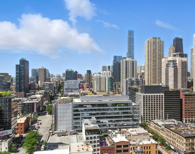 345 N Lasalle Street - Photo Thumbnail 3