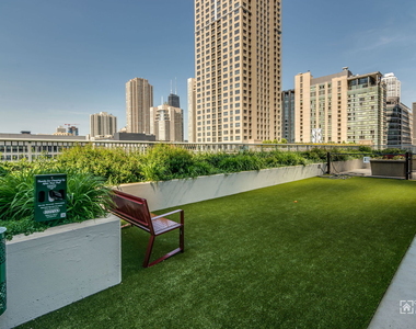 345 N Lasalle Street - Photo Thumbnail 16