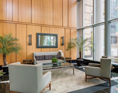 345 N Lasalle Street - Photo Thumbnail 12