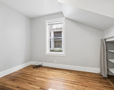5147 W Cullom Avenue - Photo Thumbnail 11
