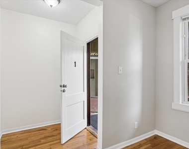 5147 W Cullom Avenue - Photo Thumbnail 1