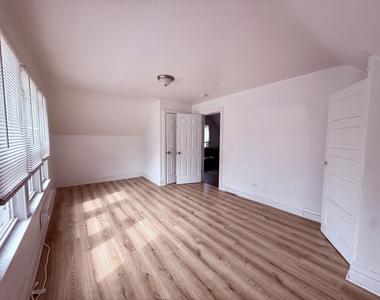 1801 Victoria Avenue - Photo Thumbnail 7