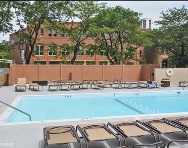 1660 N Lasalle Street - Photo Thumbnail 16