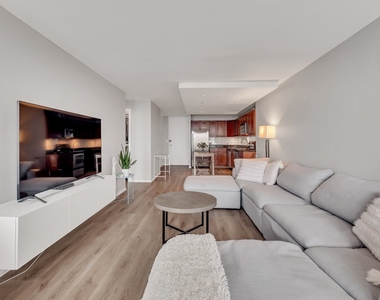 1660 N Lasalle Street - Photo Thumbnail 1