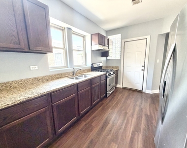 7821 S Phillips Avenue - Photo Thumbnail 16