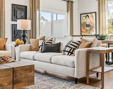 7508 Clover Lane - Photo Thumbnail 2
