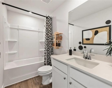 7508 Clover Lane - Photo Thumbnail 5