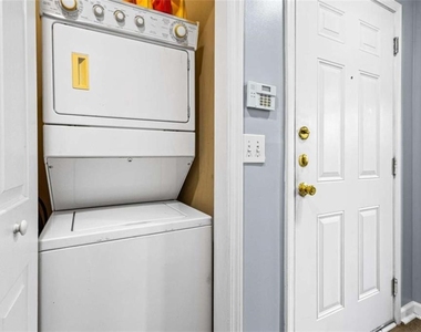 1752 Pryor Road - Photo Thumbnail 9