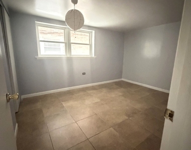 7732 W Addison Street - Photo Thumbnail 18