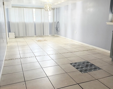 7732 W Addison Street - Photo Thumbnail 15