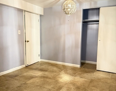 7732 W Addison Street - Photo Thumbnail 11