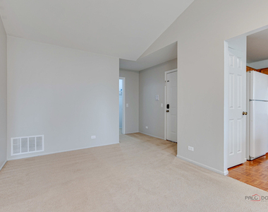311 Glasgow Lane - Photo Thumbnail 8