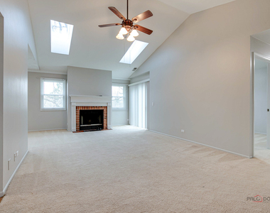 311 Glasgow Lane - Photo Thumbnail 4